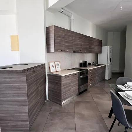 Apartment Karamela *