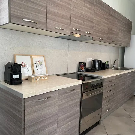 Apartment Karamela Kambanion